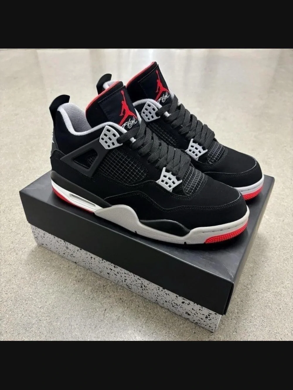 Jordan Men's Black/Red/Gray Retro Sneakers